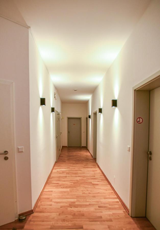 Hotel Apadana Frankfurt Frankfurt am Main Exterior foto