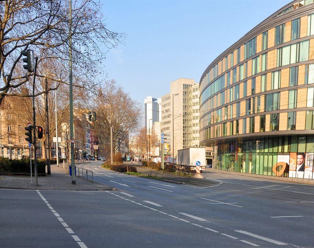 Hotel Apadana Frankfurt Frankfurt am Main Exterior foto